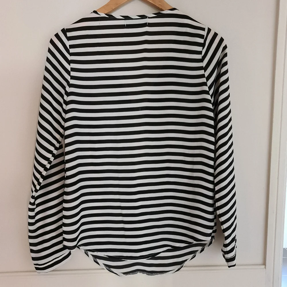 Black White Striped Top Shirt Blouse Longsleeve - Picture 2 of 4